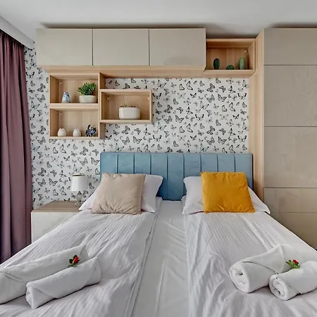Apartment Wave Apartments-gold Exclusive